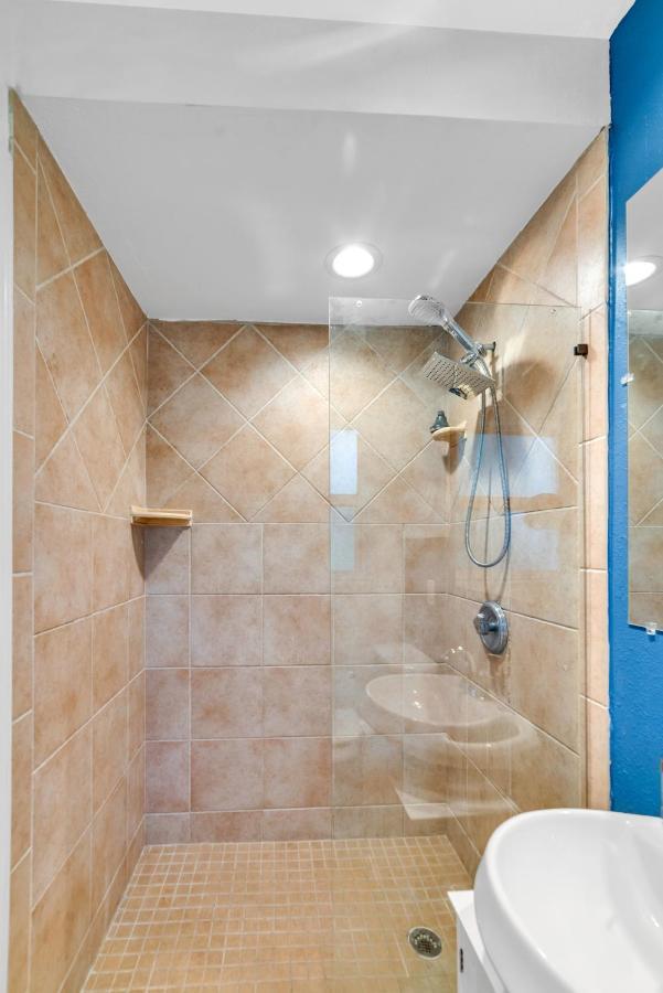 The Blue Villa - Luxury Clearwater By Bluebellaestate Ларго Экстерьер фото